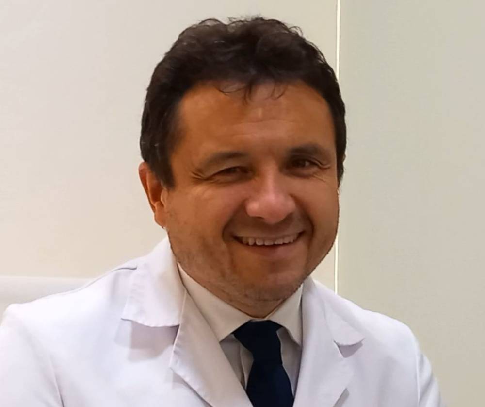 Doctor Juan Carlos Percovich tratamiento de los nódulos tiroideos con radiofrecuencia sin cirugía