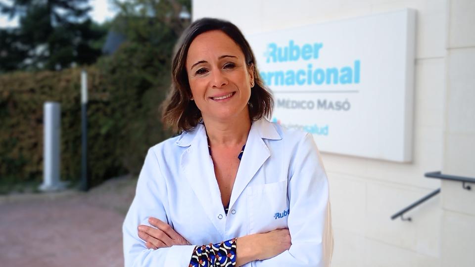 Doctora Beatriz Bueno Implantación embrión FIV