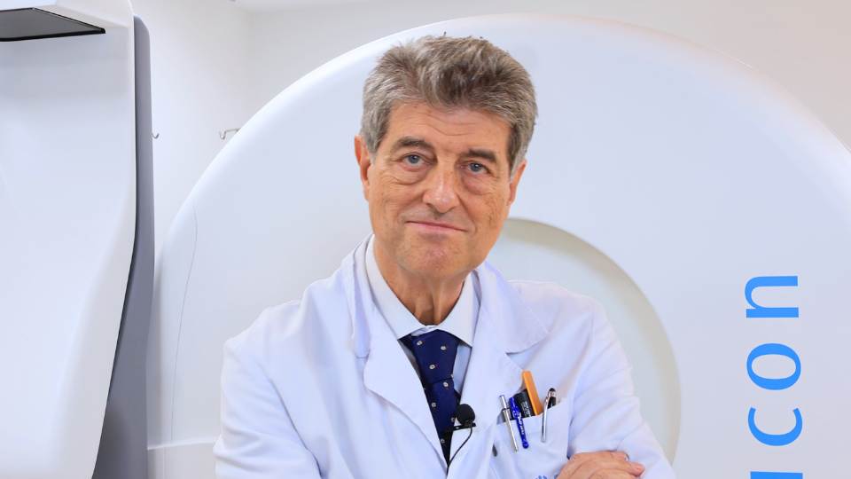 Doctor Roberto Martínez Radio Cirugía Gamma knife trastorno obsesivo compulsivo